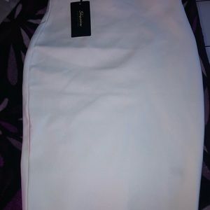 White pencil skirt